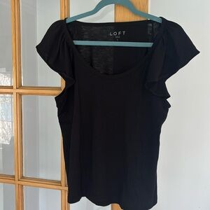Like new women’s Loft top black, size large